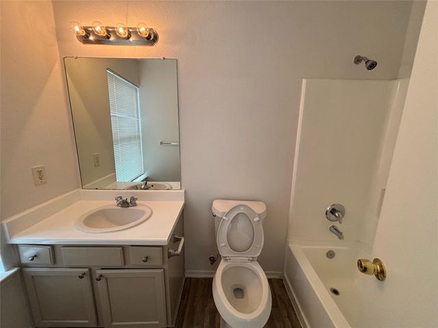 1123 Verde Trails Drive, Houston, TX 77073