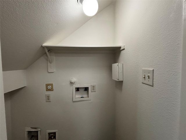 1123 Verde Trails Drive, Houston, TX 77073