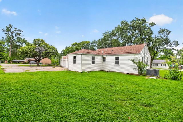 900 Vantrease Rd, Madison, TN 37115