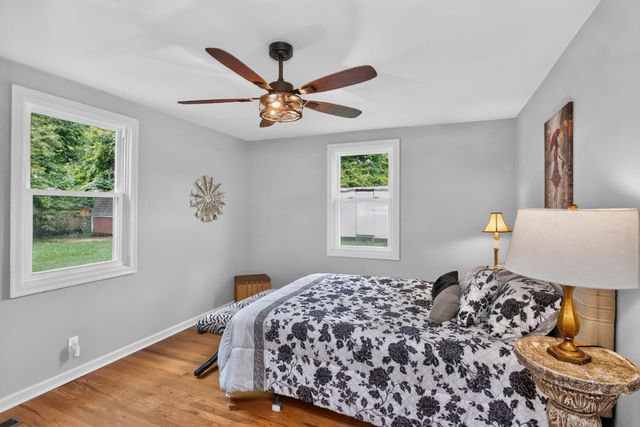 900 Vantrease Rd, Madison, TN 37115