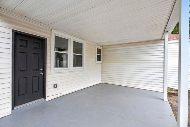 900 Vantrease Rd, Madison, TN 37115