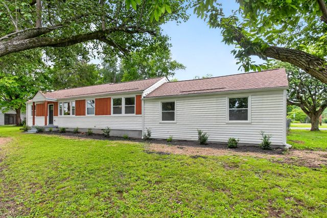 900 Vantrease Rd, Madison, TN 37115
