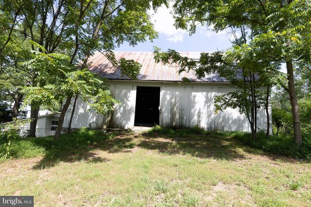 20 SEITZ AVE, Felton, PA 17322