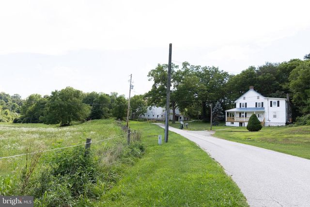 20 SEITZ AVE, Felton, PA 17322