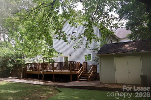 3200 Westfield Road B, Charlotte, NC 28209