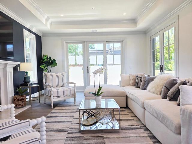 1516 Los Montes Drive, Burlingame, CA 94010