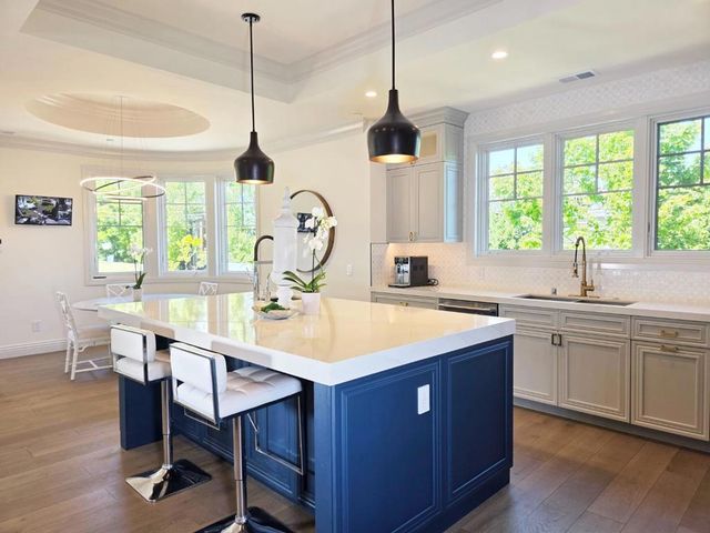 1516 Los Montes Drive, Burlingame, CA 94010