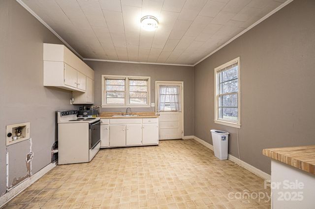 4823 calico Road, Lenoir, NC 28645