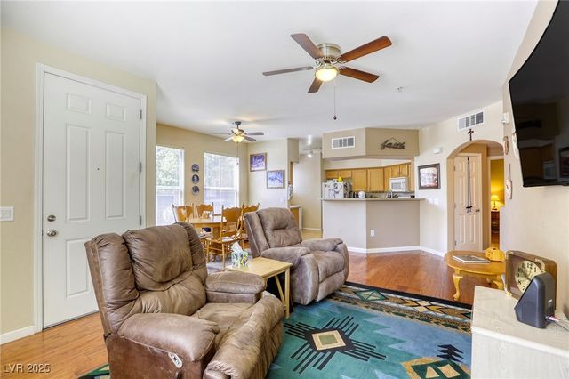 3975 North Hualapai Way 147, Las Vegas, NV 89129