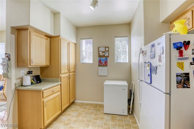 3975 North Hualapai Way 147, Las Vegas, NV 89129