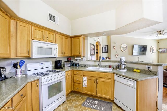 3975 North Hualapai Way 147, Las Vegas, NV 89129