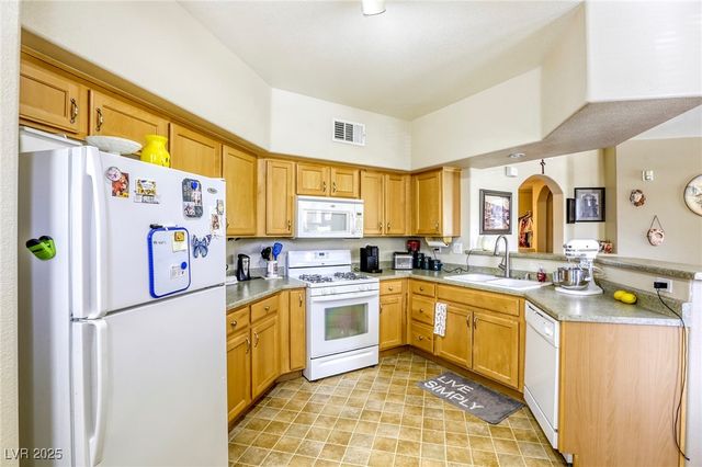 3975 North Hualapai Way 147, Las Vegas, NV 89129