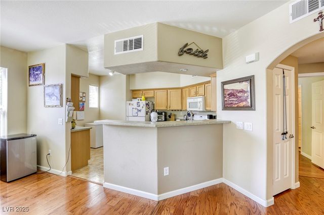 3975 North Hualapai Way 147, Las Vegas, NV 89129