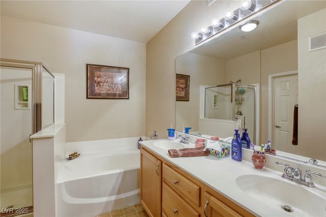 3975 North Hualapai Way 147, Las Vegas, NV 89129