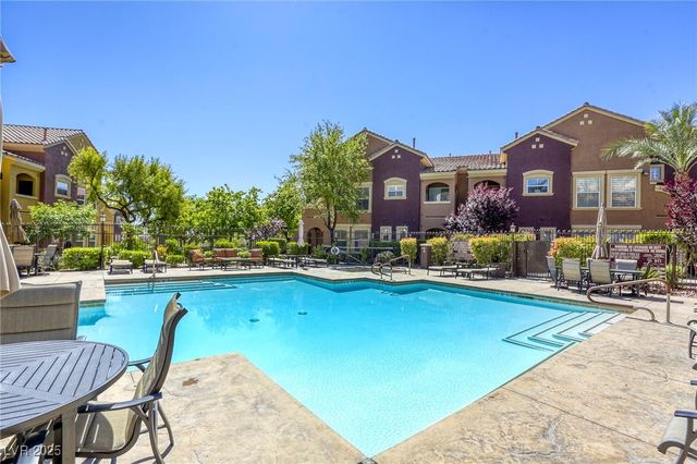 3975 North Hualapai Way 147, Las Vegas, NV 89129