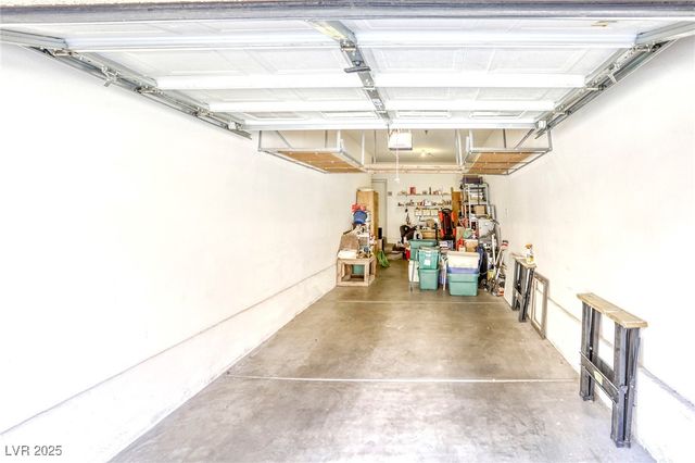 3975 North Hualapai Way 147, Las Vegas, NV 89129