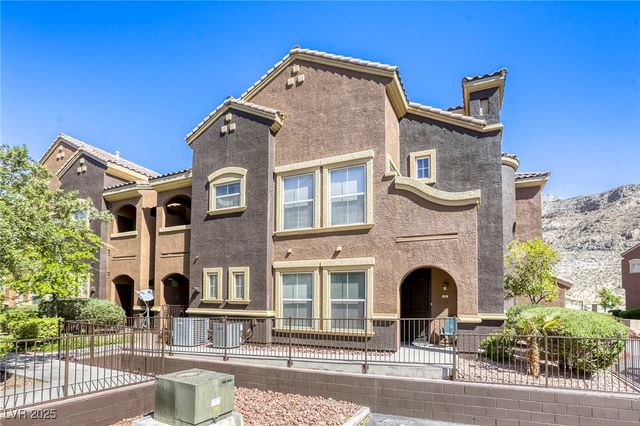 3975 North Hualapai Way 147, Las Vegas, NV 89129