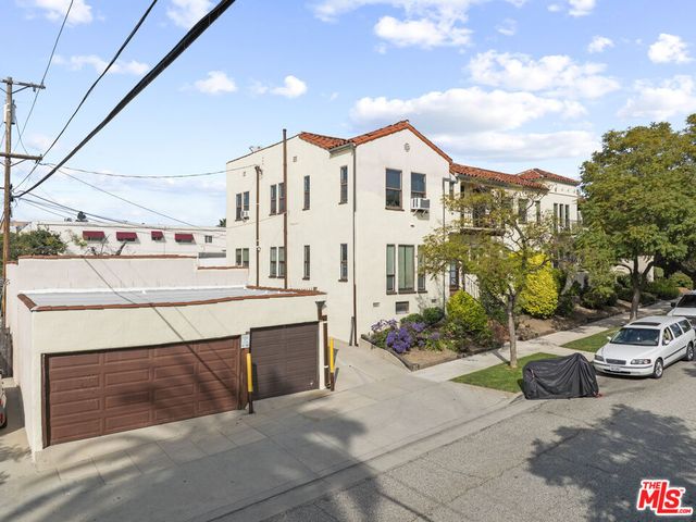 1542 E Broadway, Glendale, CA 91205