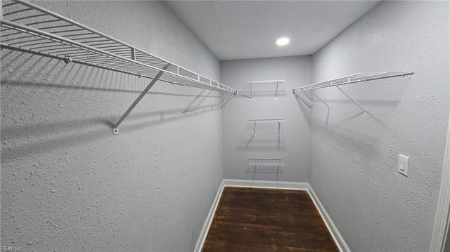 927 11th ST, Newport News, VA 23607