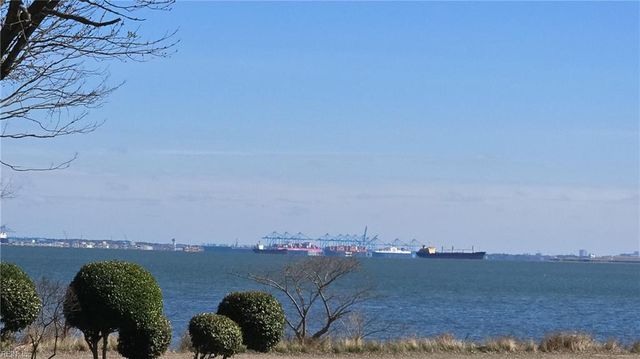 927 11th ST, Newport News, VA 23607