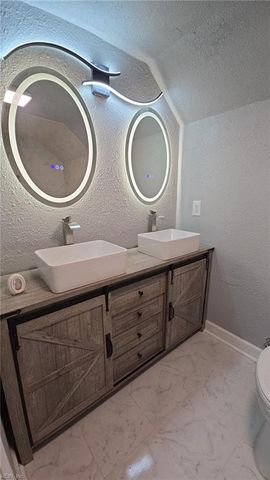 927 11th ST, Newport News, VA 23607