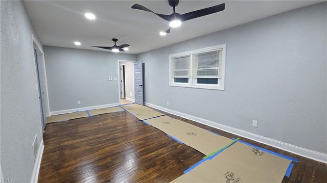 927 11th ST, Newport News, VA 23607