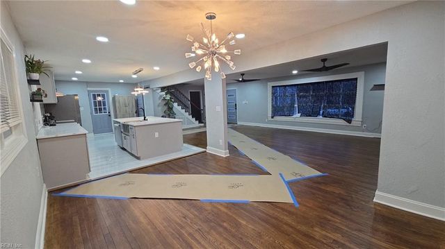 927 11th ST, Newport News, VA 23607