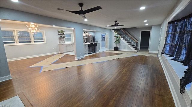 927 11th ST, Newport News, VA 23607