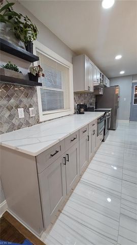 927 11th ST, Newport News, VA 23607