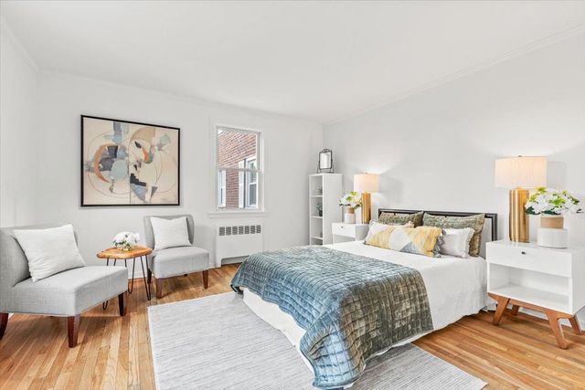 73 Lawrence Park Crescent 73, Bronxville, NY 10708