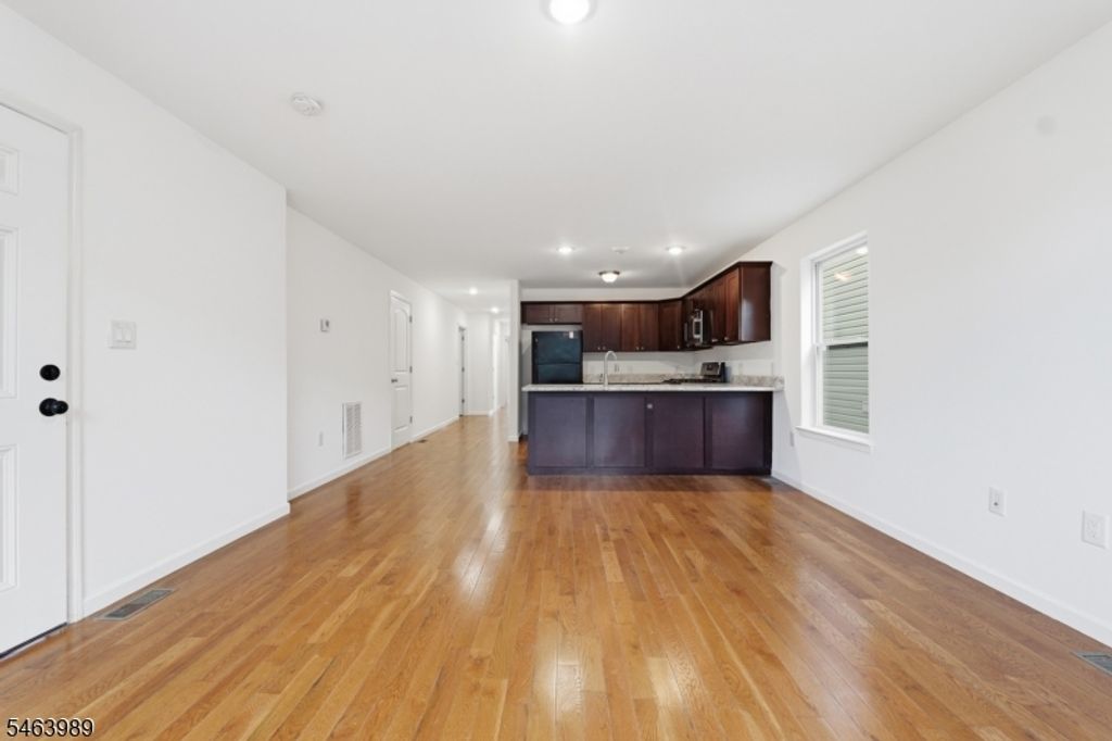 97 N 6Th St, Newark City, NJ 07107 — photo 4