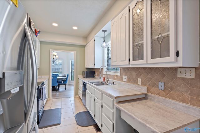 407 Christopher Drive, Athens, AL 35611
