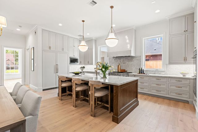 1426 Huge Oaks Street, Houston, TX 77055