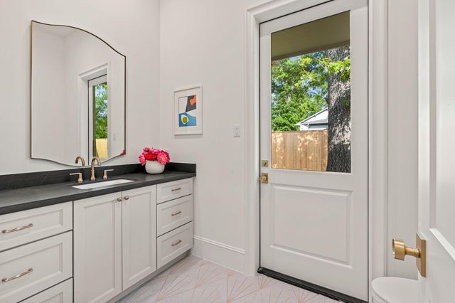 1426 Huge Oaks Street, Houston, TX 77055