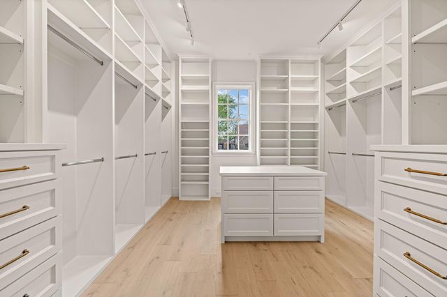 1426 Huge Oaks Street, Houston, TX 77055