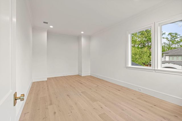 1426 Huge Oaks Street, Houston, TX 77055