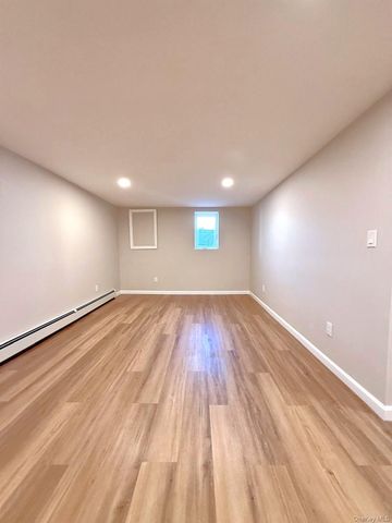 53 W Yaphank Road, Medford, NY 11763