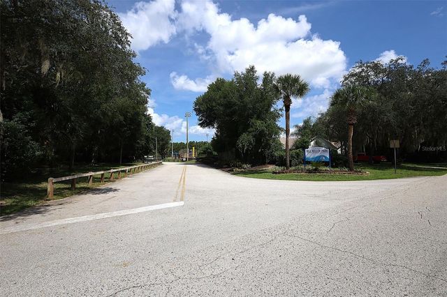 339 COLOMBA ROAD, Debary, FL 32713