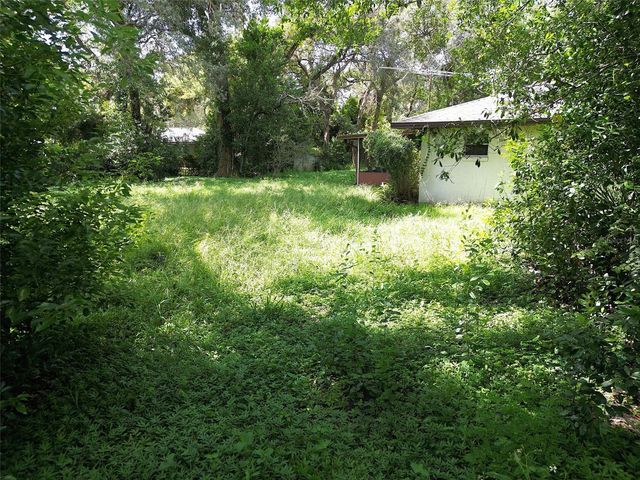 339 COLOMBA ROAD, Debary, FL 32713