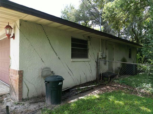 339 COLOMBA ROAD, Debary, FL 32713