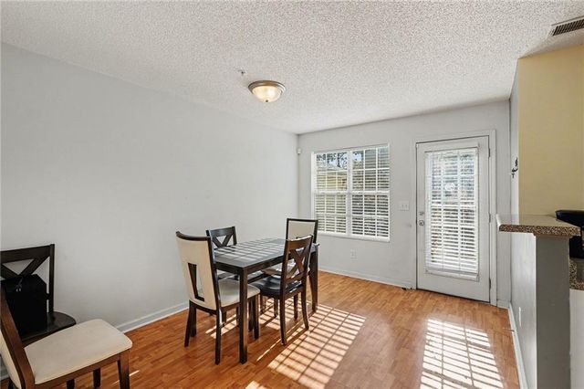 123 Chastain Circle, Newnan, GA 30263