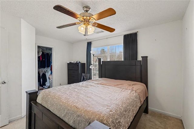 123 Chastain Circle, Newnan, GA 30263