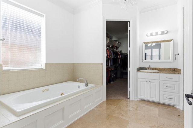 8606 Argentina St, Jersey Village, TX 77040