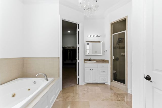 8606 Argentina St, Jersey Village, TX 77040