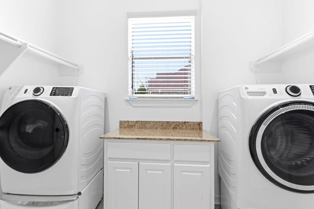 8606 Argentina St, Jersey Village, TX 77040