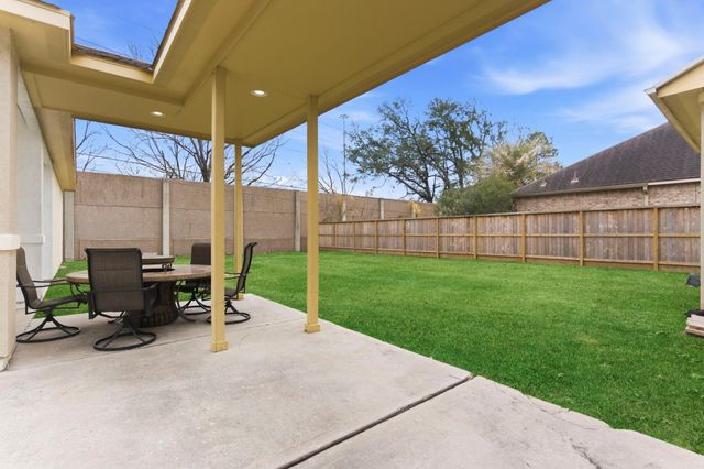 8606 Argentina St, Jersey Village, TX 77040