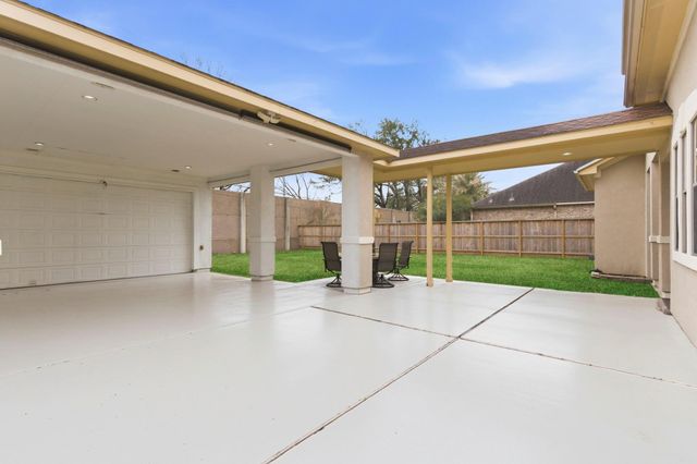 8606 Argentina St, Jersey Village, TX 77040