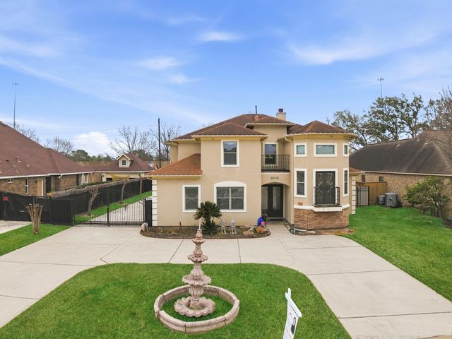 8606 Argentina St, Jersey Village, TX 77040