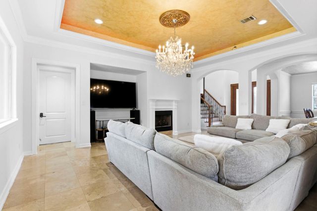 8606 Argentina St, Jersey Village, TX 77040