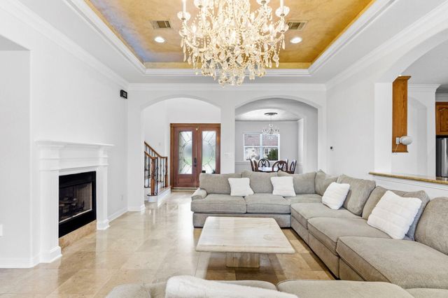 8606 Argentina St, Jersey Village, TX 77040